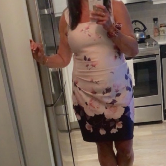 Suzy Sheri Ladies dress size large - Picture 1 of 3